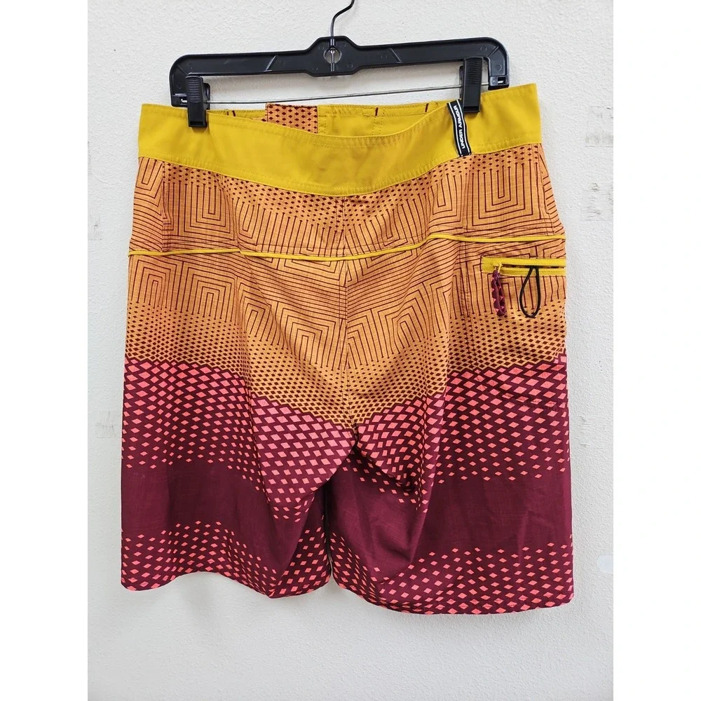 Under Armour HeatGear Loose Fit Swim Surf Board Shorts Men's Size 34
